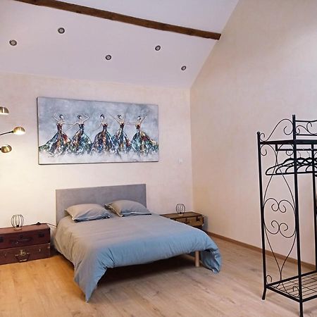 Saint-Angel  La Grange De Marie A St Angel - Magnifique Grange Renovee En Loft Pour 1 A 6 Persヴィラ エクステリア 写真